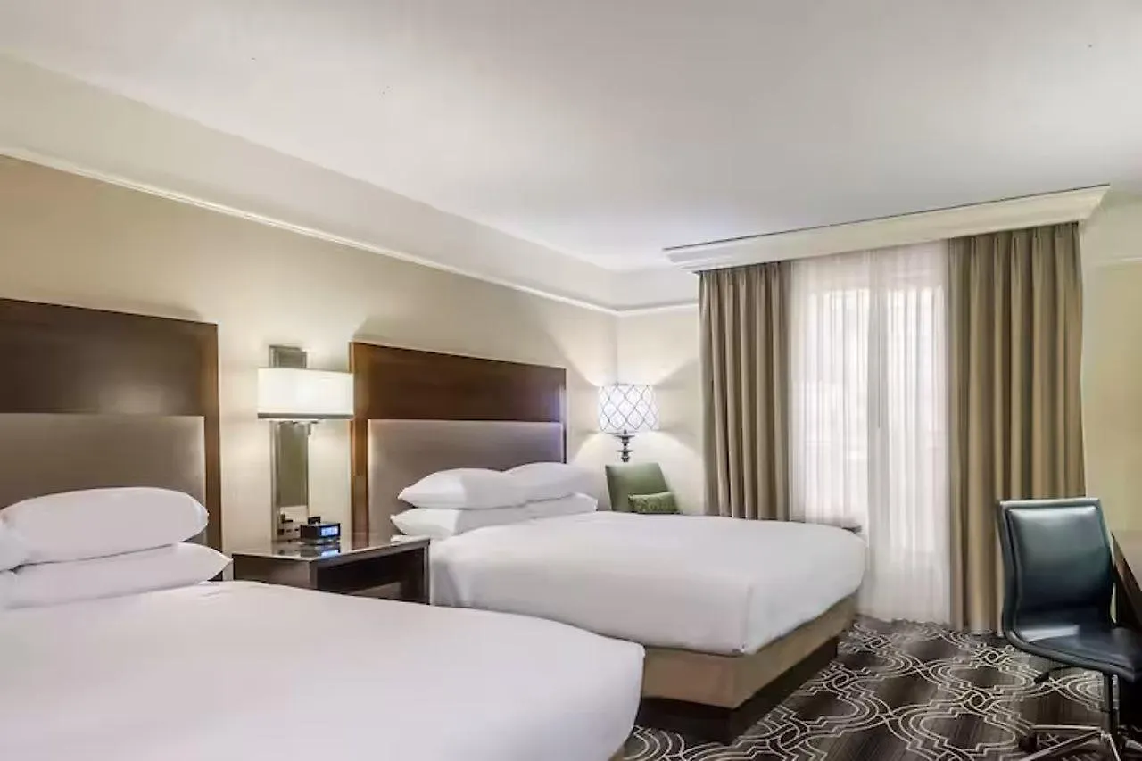 St. Louis Union Station Hotel, Curio Collection By Hilton
