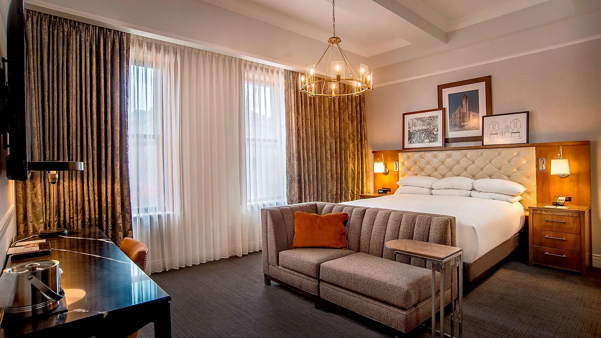 Отель St. Louis Union Station Hotel, Curio Collection By Hilton